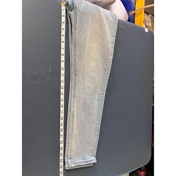 Levis Womens High-Waisted Blue Denim Jeans Size 28 button fly - Picture 11 of 16